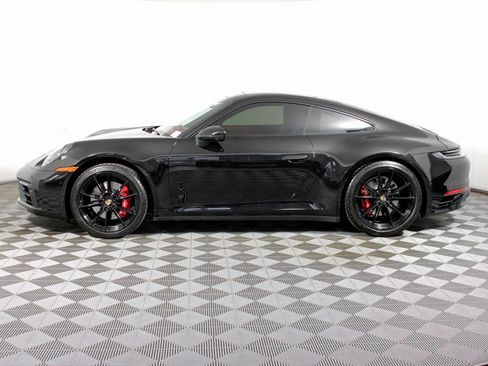 Used 2024 Porsche 911 Carrera 4S image 2