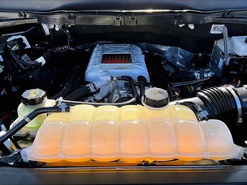 Used 2025 Ford F150 Raptor w/ Equipment Group 803A Raptor R image 32