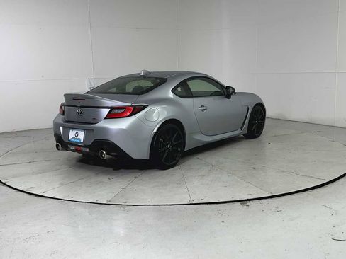 Used 2023 Toyota GR86 Premium image 2