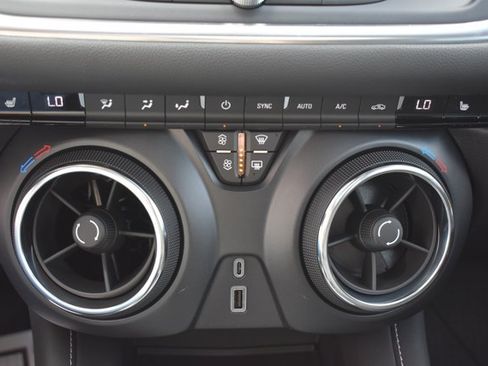 New 2026 Chevrolet Blazer LT w/ LPO, Floor Liner Package FWD image 26