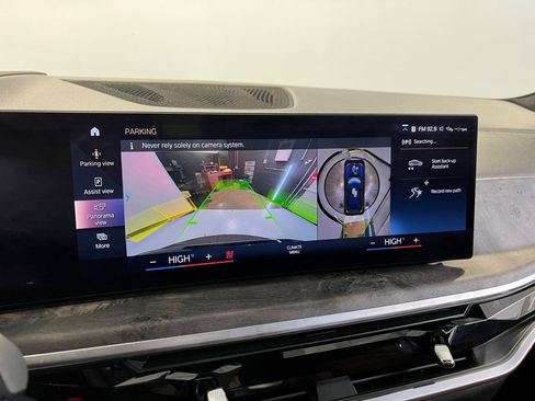 Used 2023 BMW X7 M60i w/ Executive Package image 44