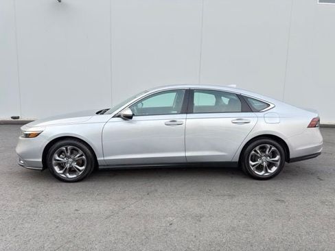 Used 2024 Honda Accord EX image 10