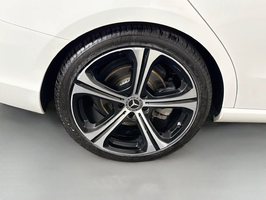 Used 2022 Mercedes-Benz C 300 Sedan w/ Exclusive Trim Package image 32