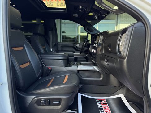 Used 2021 GMC Sierra 2500 AT4 w/ AT4 Premium Plus Package AWD/4WD image 45