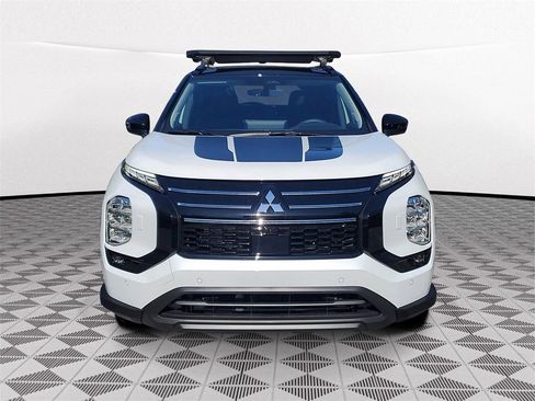 New 2026 Mitsubishi Outlander Trail Edition image 2