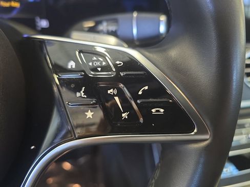 Used 2022 Mercedes-Benz E 350 Sedan image 21