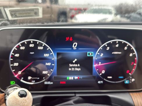 Used 2023 Mercedes-Benz C 300 4MATIC Sedan image 5