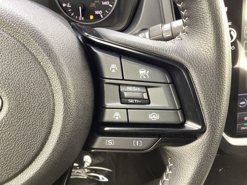 Used 2025 Subaru Forester Premium AWD/4WD image 19