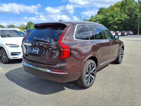 New 2025 Volvo XC90 B6 Core w/ Climate Package image 3