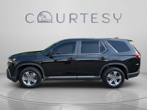 Used 2024 Honda Pilot EX-L image 4