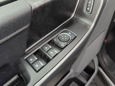 Certified 2025 Ford F150 Lightning XLT image 38
