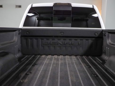 Used 2017 GMC Sierra 2500 Denali w/ Duramax Plus Package image 33