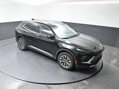Used 2024 Buick Envision Preferred AWD/4WD image 17
