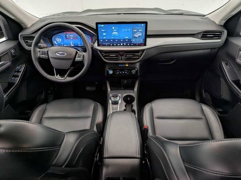 Used 2025 Ford Escape Platinum image 16