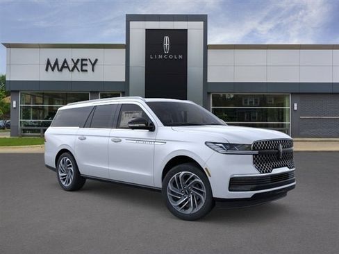 New 2026 Lincoln Navigator L Reserve AWD/4WD image 76