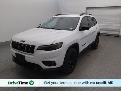 Used 2023 Jeep Cherokee Altitude Lux