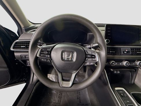 Used 2022 Honda Accord Hybrid image 13