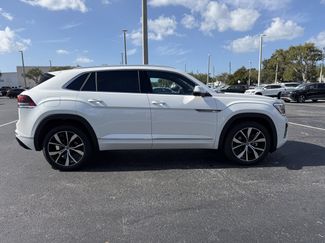 New 2026 Volkswagen Atlas Cross Sport SEL Premium R-Line video 2