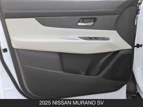 New 2025 Nissan Murano SV image 12