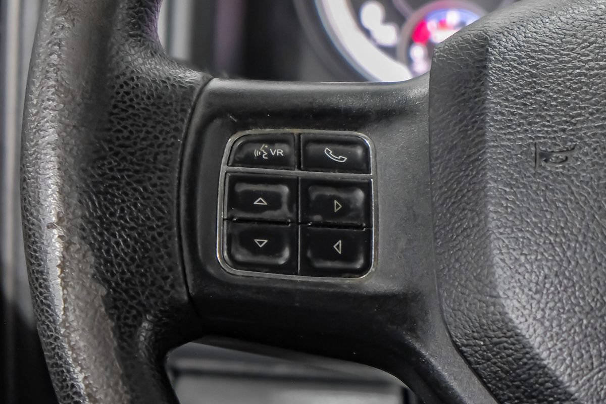 Used 2014 RAM 2500 Tradesman w/ Chrome Appearance Group AWD/4WD image 16