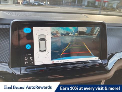 New 2026 Volkswagen Atlas Cross Sport SEL R-Line image 17