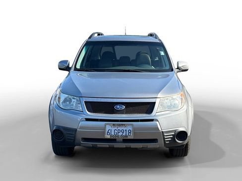 Used 2010 Subaru Forester 2.5X Premium image 8