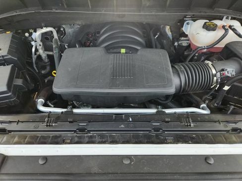 Used 2025 Chevrolet Silverado 1500 LTZ AWD/4WD image 31
