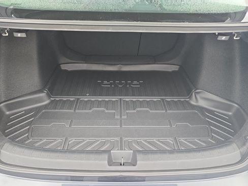 Certified 2024 Honda Civic Touring image 12