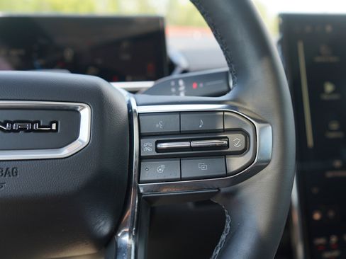 Used 2025 GMC Sierra EV Denali AWD/4WD image 27