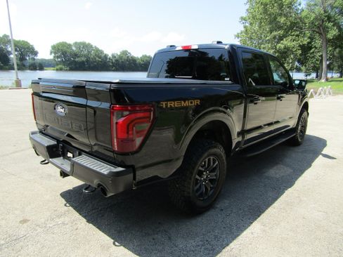 Used 2025 Ford F150 Tremor w/ Equipment Group 402A High AWD/4WD image 4