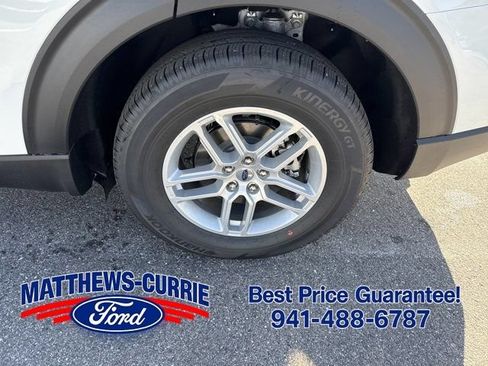 New 2026 Ford Explorer Active w/ Active Comfort Package RWD image 16