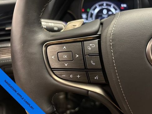 Used 2020 Lexus LS 500 w/ Interior Upgrade Package RWD image 12
