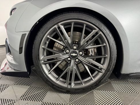 Used 2023 Chevrolet Camaro ZL1 RWD image 34