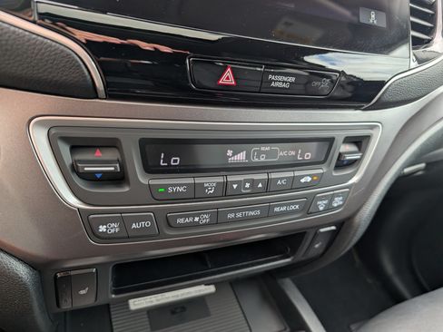 Used 2021 Honda Pilot Special Edition image 31