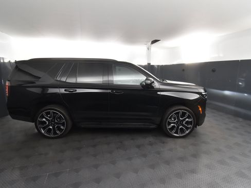 Used 2025 Chevrolet Tahoe RST w/ RST Capability Package image 4