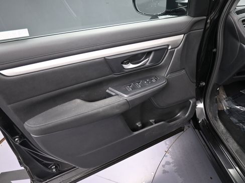 Used 2020 Honda CR-V LX image 13
