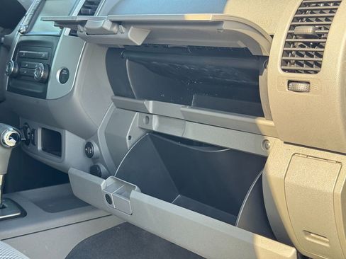 Used 2019 Nissan Frontier SV image 29