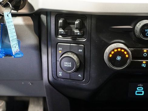 Used 2024 Ford F250 XLT image 17