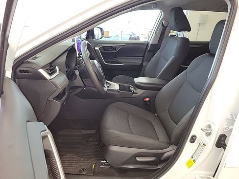 Used 2024 Toyota RAV4 LE image 8
