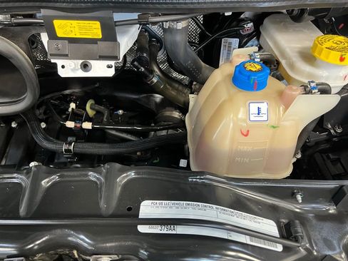 Used 2024 RAM ProMaster 2500 image 31