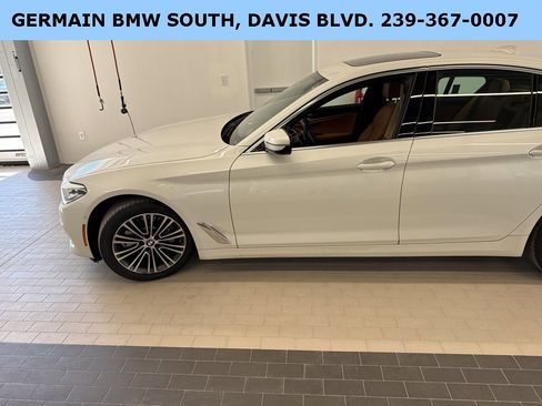 Used 2019 BMW 530i w/ Convenience Package image 4