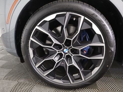 Certified 2023 BMW X7 xDrive40i w/ Executive Package image 32