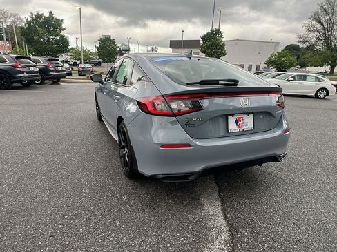 Used 2022 Honda Civic Sport image 6
