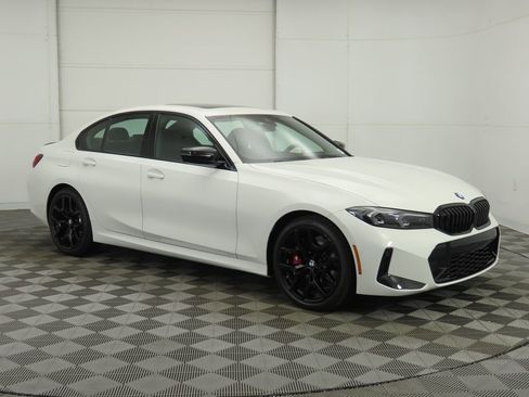 New 2026 BMW 330i 330i w/ M Sport Package image 3