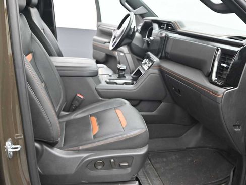 Used 2023 GMC Sierra 1500 AT4 w/ AT4 Premium Package AWD/4WD image 22