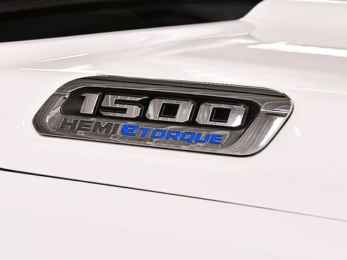 Used 2023 RAM 1500 Big Horn AWD/4WD image 10