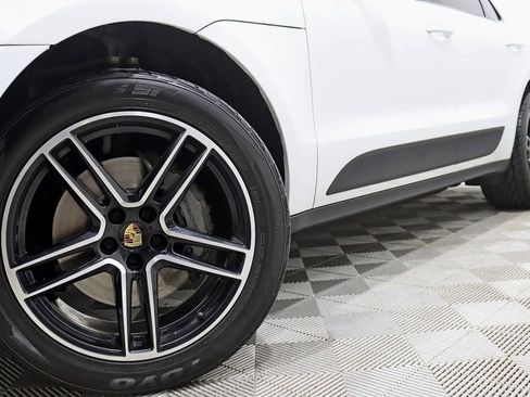 Used 2020 Porsche Macan S AWD/4WD image 4