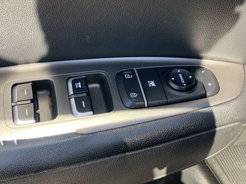 Used 2019 Kia Optima LX FWD image 22