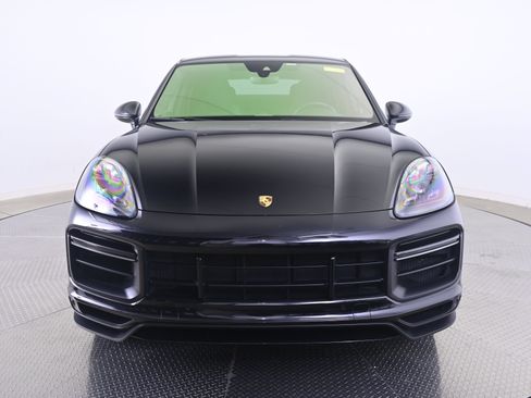 Certified 2022 Porsche Cayenne Turbo GT AWD/4WD image 10