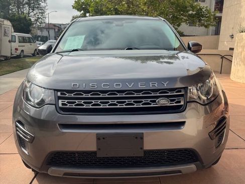 Used 2017 Land Rover Discovery Sport SE AWD/4WD image 7